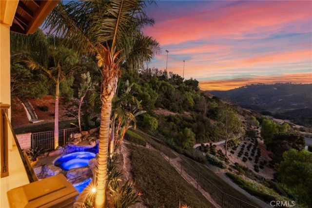33 Glittering Sky, Aliso Viejo, CA 92656
