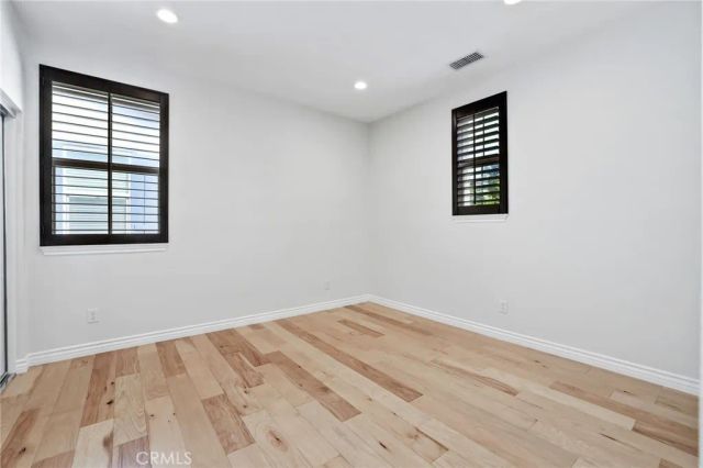 33 Glittering Sky, Aliso Viejo, CA 92656