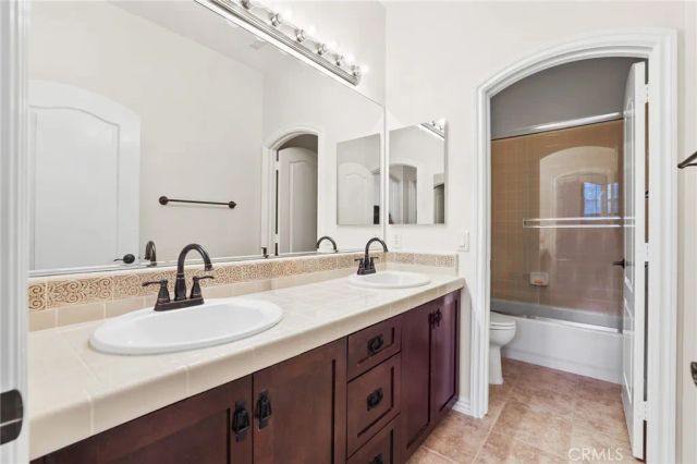 33 Glittering Sky, Aliso Viejo, CA 92656