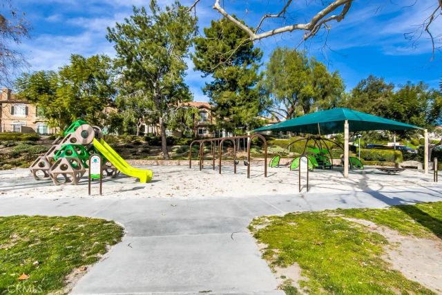 33 Glittering Sky, Aliso Viejo, CA 92656