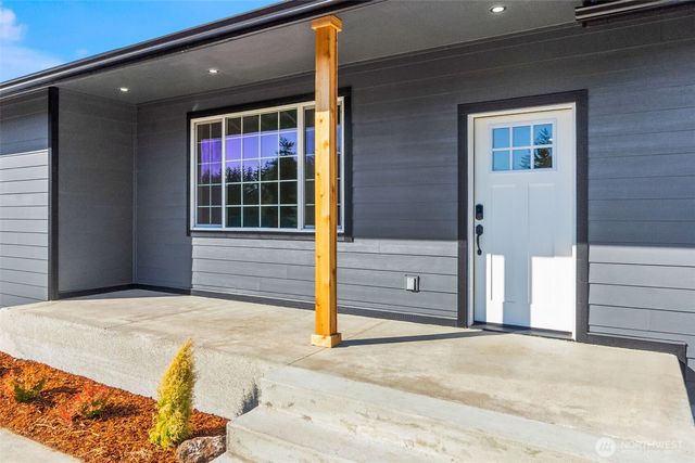 6123 186th Trail SW, Rochester, WA 98579