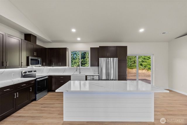 6123 186th Trail SW, Rochester, WA 98579