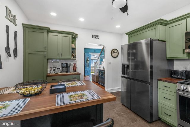 630 CHARLES ST, Mount Ephraim, NJ 08059