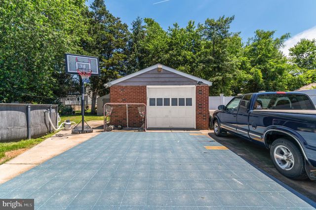 630 CHARLES ST, Mount Ephraim, NJ 08059