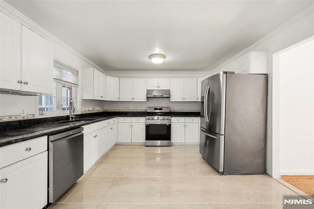 29 Prospect Street, Palisades Park, NJ 07650