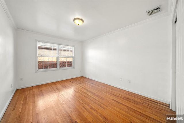 29 Prospect Street, Palisades Park, NJ 07650