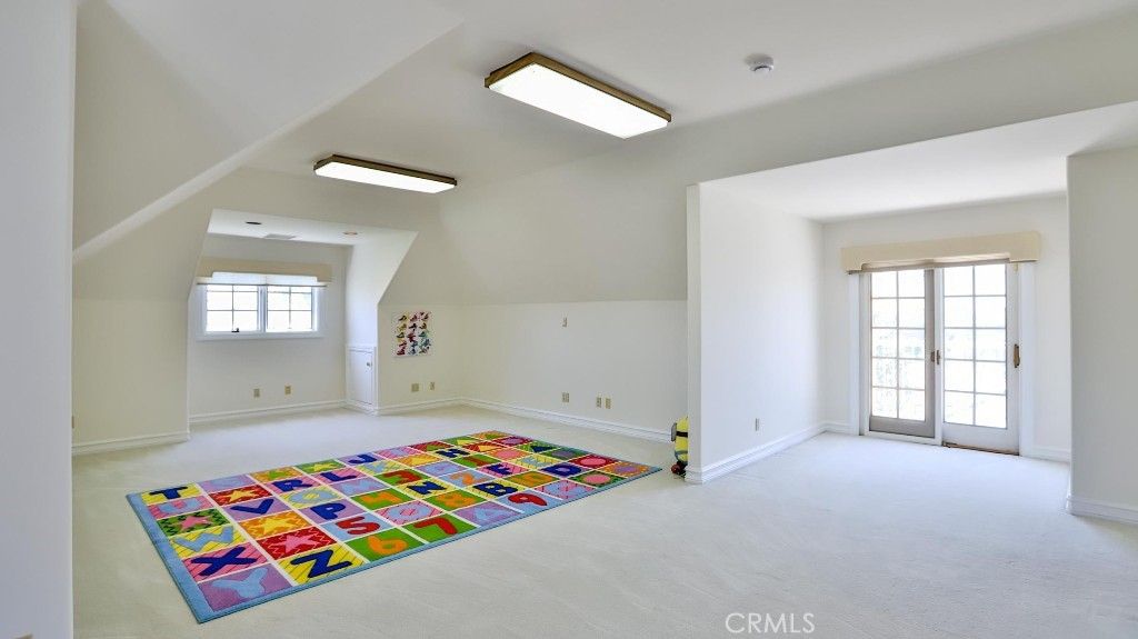 Image 22 of property listing at 25782 Highplains, Laguna Hills, CA 92653