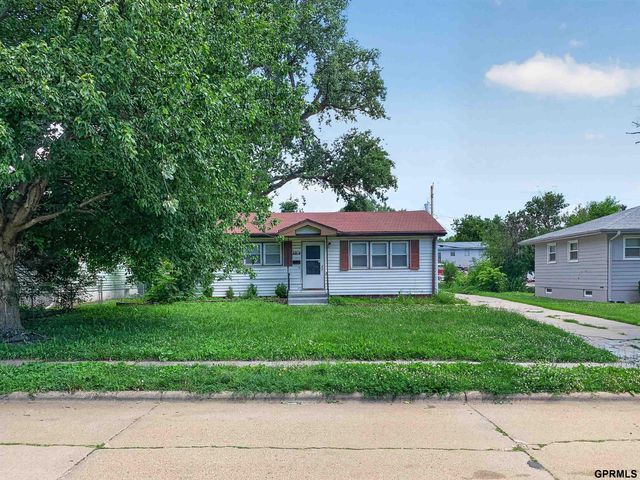 4864 Jaynes Street, Omaha, NE 68104
