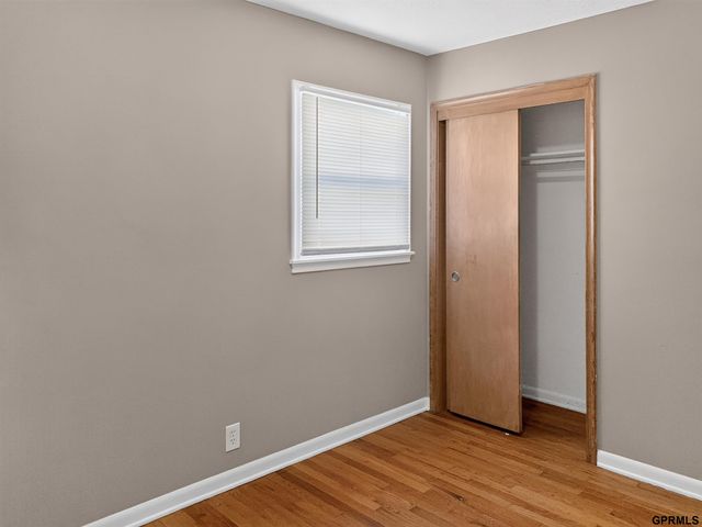 4864 Jaynes Street, Omaha, NE 68104