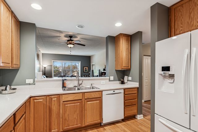 310 E Church Street 101, Libertyville, IL 60048