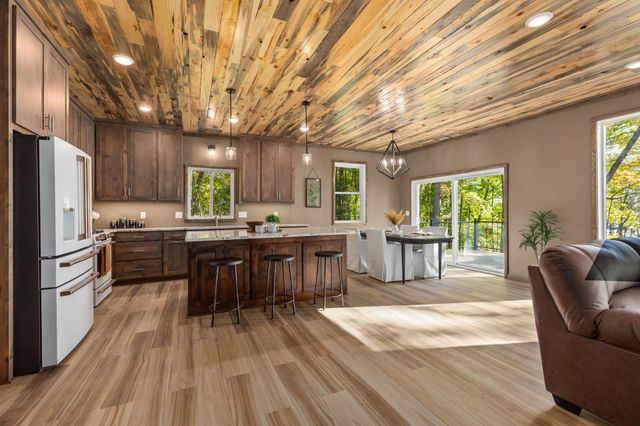 817 Sportsman Lane NE, Longville, MN 56655