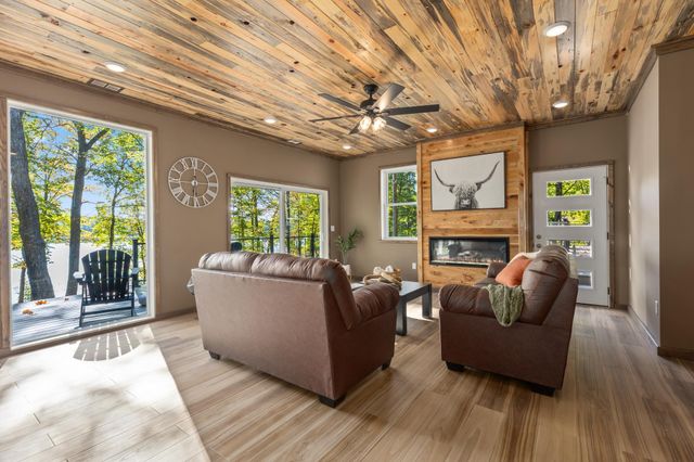 817 Sportsman Lane NE, Longville, MN 56655