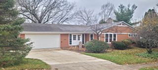 1904 Trent Way, South Bend, IN 46614