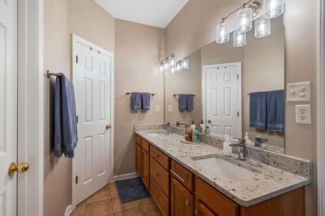 10496 ASHFARM WAY, Collierville, TN 38017