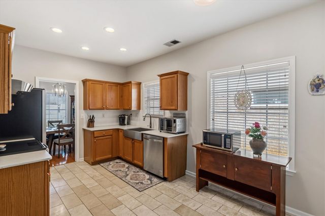 10496 ASHFARM WAY, Collierville, TN 38017