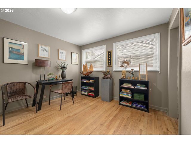 97 W 36TH Ave, Eugene, OR 97405