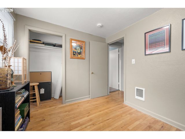 97 W 36TH Ave, Eugene, OR 97405