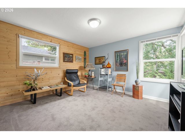 97 W 36TH Ave, Eugene, OR 97405