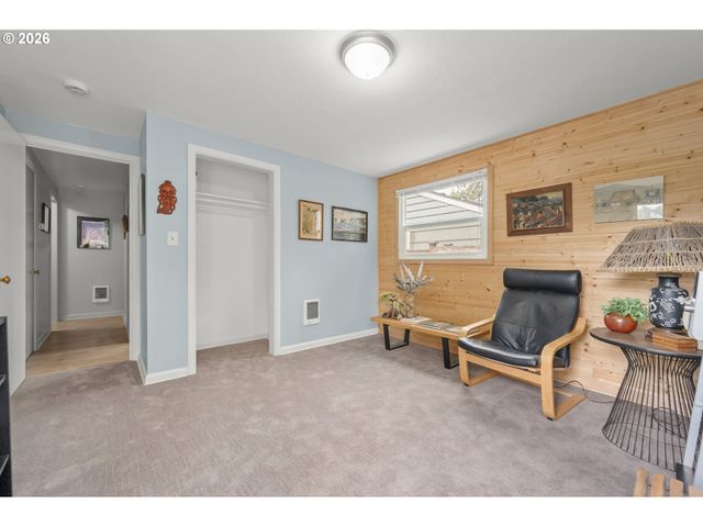 97 W 36TH Ave, Eugene, OR 97405