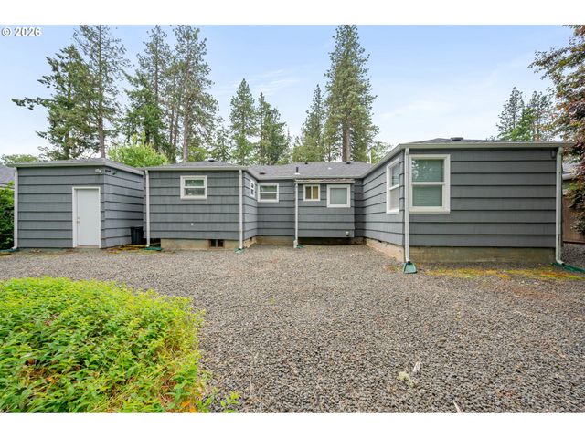 97 W 36TH Ave, Eugene, OR 97405