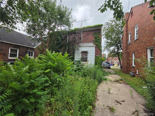 16808 Mendota Street, Detroit, MI 48221