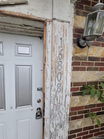 16808 Mendota Street, Detroit, MI 48221