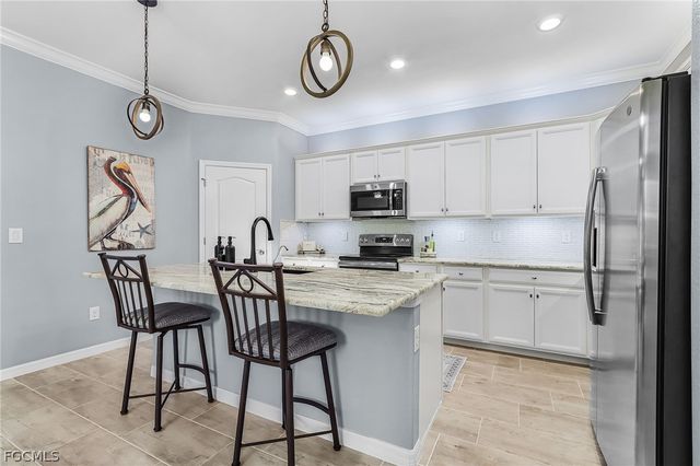 10500 Pistoia DR, Fort Myers, FL 33913