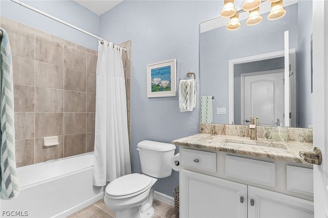 10500 Pistoia DR, Fort Myers, FL 33913