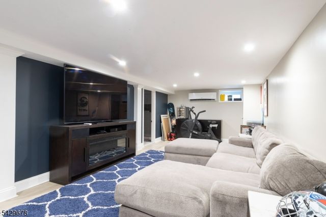 491 Eagle Rock Ave, Roseland Boro, NJ 07068