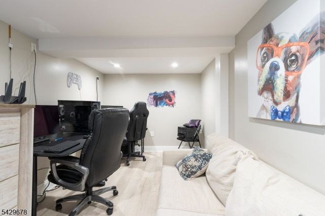 491 Eagle Rock Ave, Roseland Boro, NJ 07068