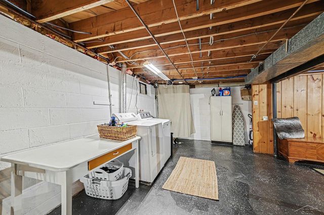 4450 Seidel Place, Saginaw Twp, MI 48638