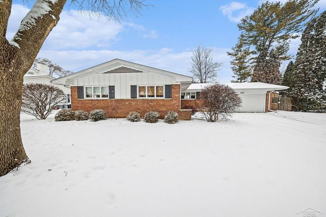4450 Seidel Place, Saginaw Twp, MI 48638