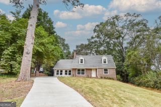 821 Bel Air Circle, Griffin, GA 30224