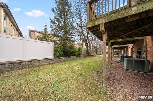 236 Columbus Avenue 3, Palisades Park, NJ 07650