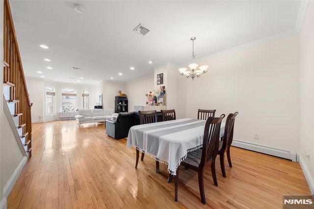 236 Columbus Avenue 3, Palisades Park, NJ 07650