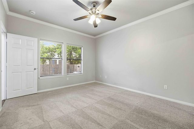 12212 Brigadoon LN 151, Austin, TX 78727
