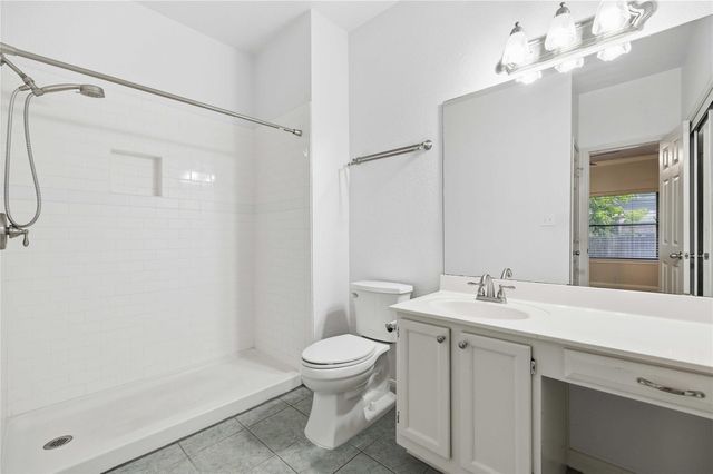 12212 Brigadoon LN 151, Austin, TX 78727