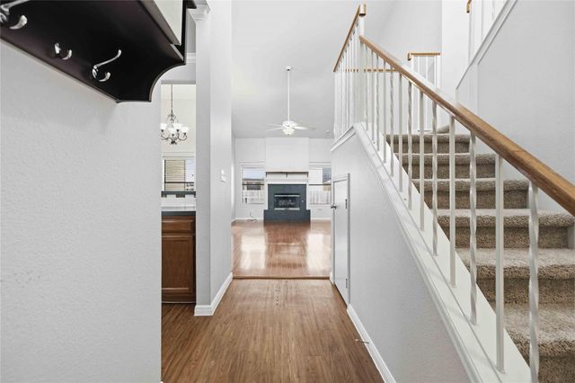 12212 Brigadoon LN 151, Austin, TX 78727