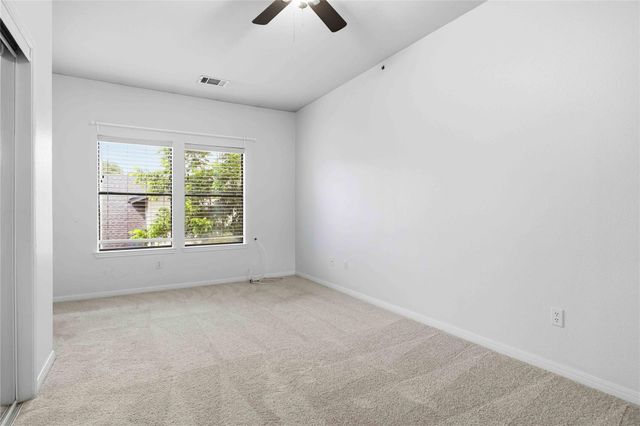 12212 Brigadoon LN 151, Austin, TX 78727