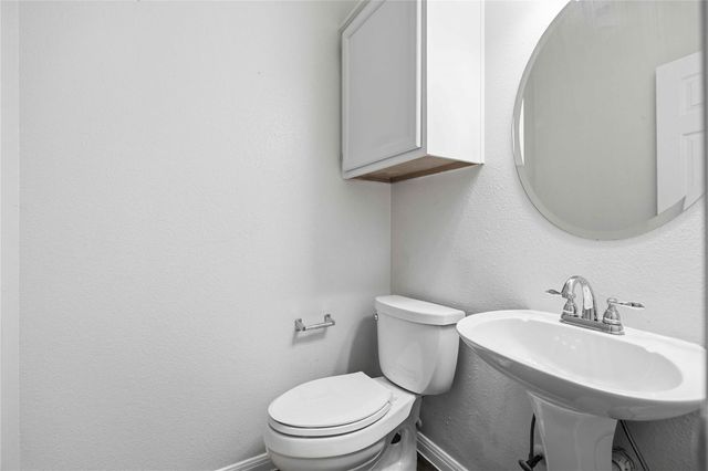 12212 Brigadoon LN 151, Austin, TX 78727