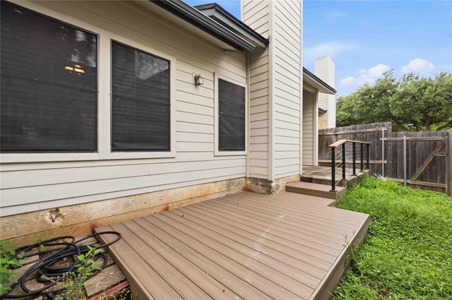 12212 Brigadoon LN 151, Austin, TX 78727