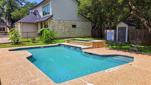 12212 Brigadoon LN 151, Austin, TX 78727