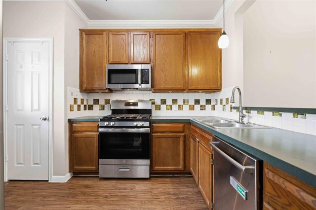 12212 Brigadoon LN 151, Austin, TX 78727