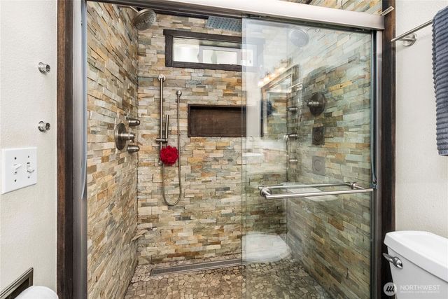 3288 NW Happy Hollow Lane, Silverdale, WA 98383