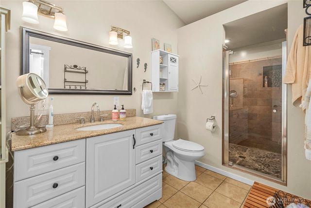 3288 NW Happy Hollow Lane, Silverdale, WA 98383