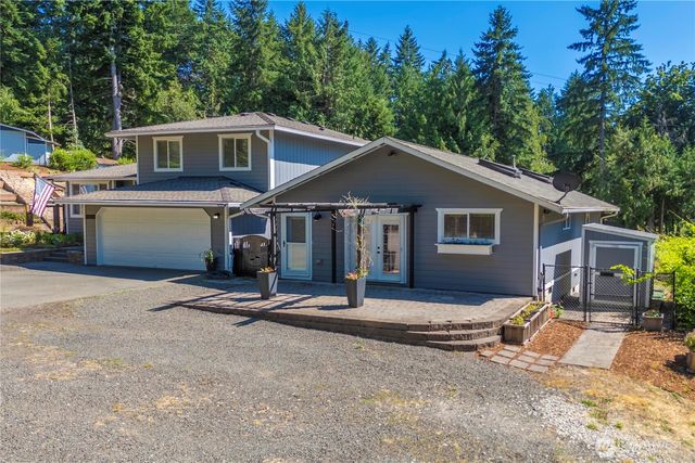 3288 NW Happy Hollow Lane, Silverdale, WA 98383