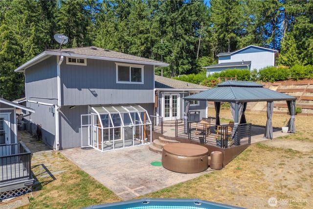 3288 NW Happy Hollow Lane, Silverdale, WA 98383