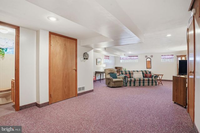 1027 GRIFFITH ST, Philadelphia, PA 19111