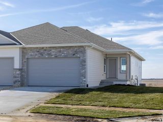 11706 S 125 Street, Papillion, NE 68046