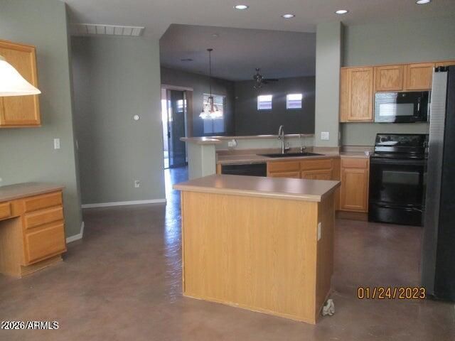 10164 S 185TH Avenue, Goodyear, AZ 85338